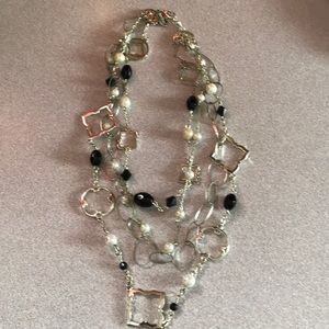 🌻🌻 3 for $25 WHBM Statement Necklace🌻🌻